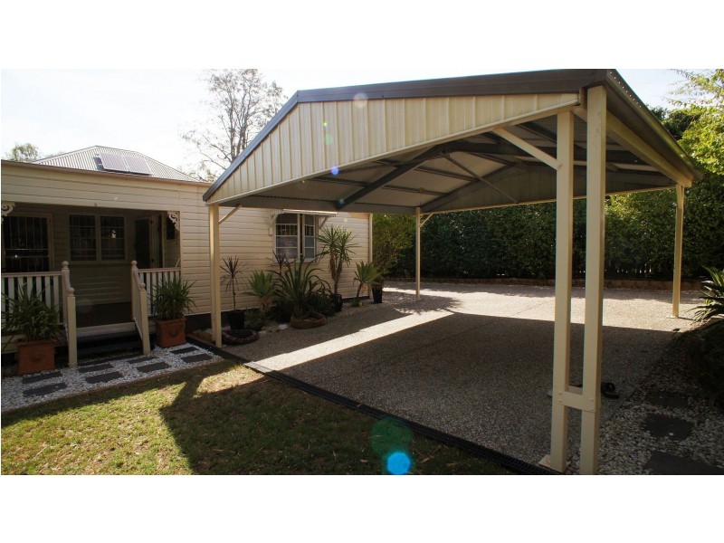 17 Burnett St, Sadliers Crossing QLD 4305