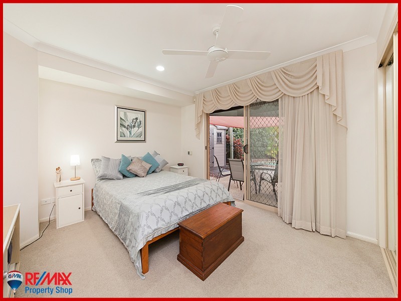 4 Fleetwing Avenue, Newport QLD 4020