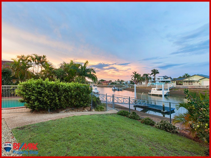 4 Fleetwing Avenue, Newport QLD 4020