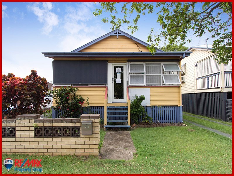 10 Second Avenue, Sandgate QLD 4017