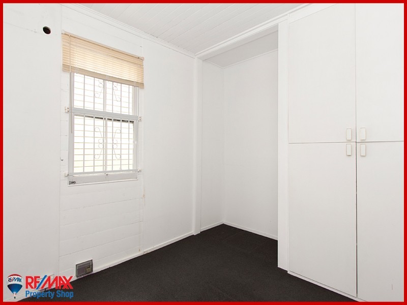 10 Second Avenue, Sandgate QLD 4017