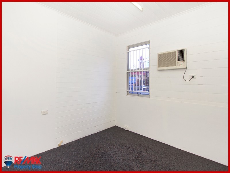 10 Second Avenue, Sandgate QLD 4017