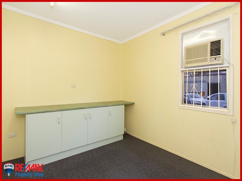 10 Second Avenue, Sandgate QLD 4017