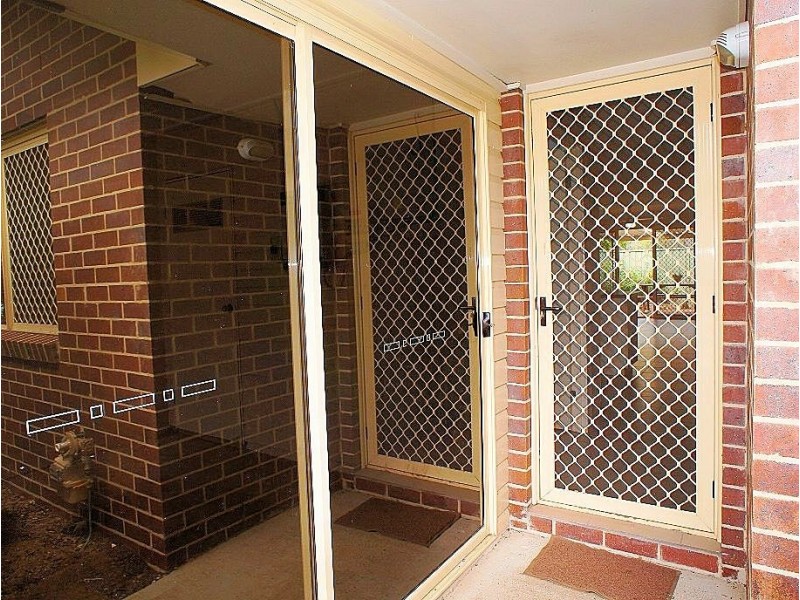 1/3 Spalding Ct, Goodna QLD 4300