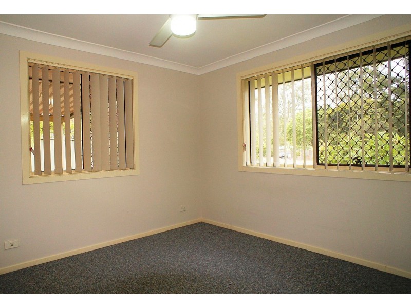 1/3 Spalding Ct, Goodna QLD 4300