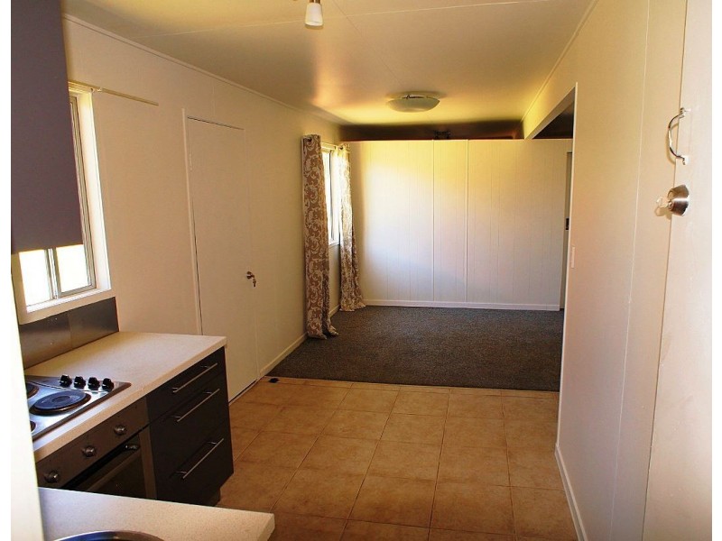 22 Phillip St, One Mile QLD 4305