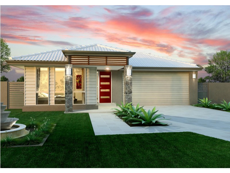 32 Adam Street, Beachmere QLD 4510