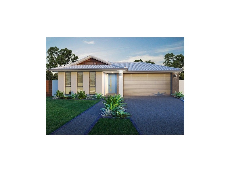 32 Adam Street, Beachmere QLD 4510