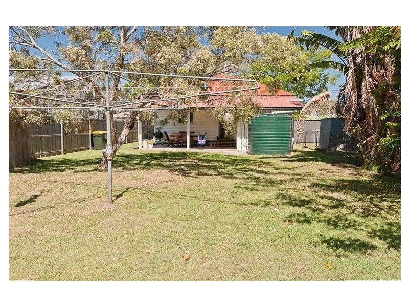 8 Wimble Street, Deagon QLD 4017