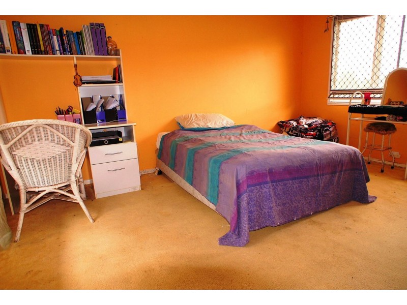 284 Brighton Road, Sandgate QLD 4017