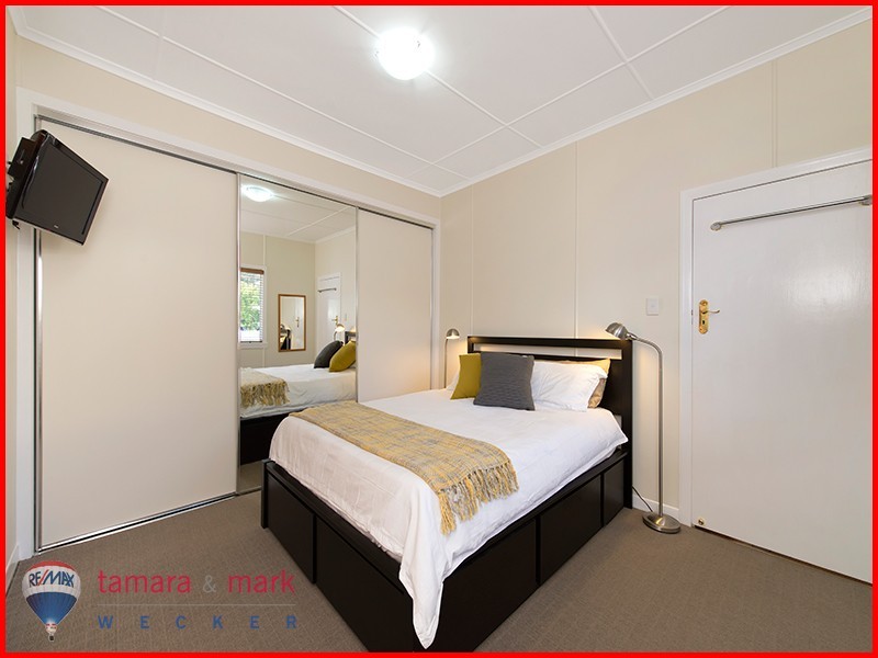 99 Queens Parade, Brighton QLD 4017