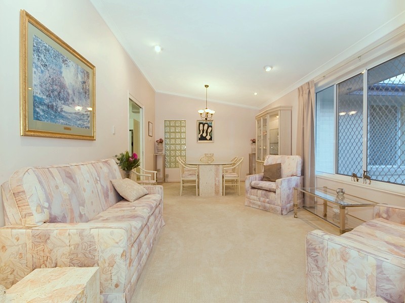 5 Steffen Place, Aspley QLD 4034