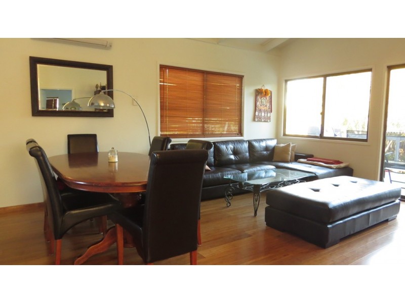 36 Wharf Street, Shorncliffe QLD 4017