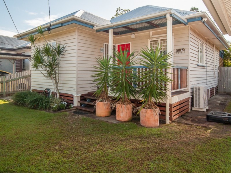84 Adams Street, Deagon QLD 4017