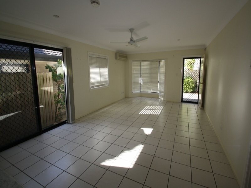 3/10 Portwood Street, Redcliffe QLD 4020