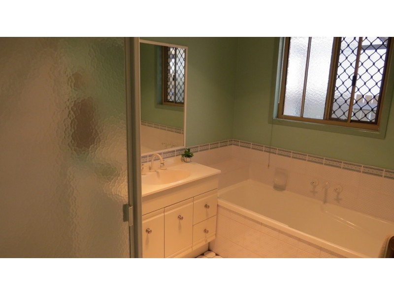 17 Honeydew Crescent, Taigum QLD 4018