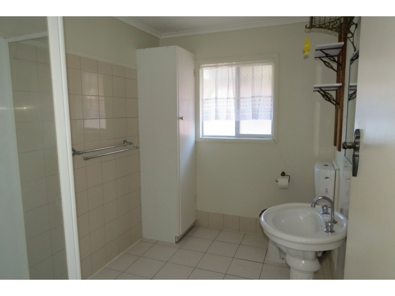 112 Shorncliffe Parade, Shorncliffe QLD 4017