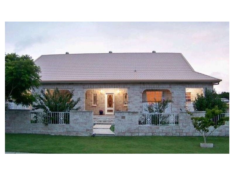 1 Margaret Close, Brighton QLD 4017