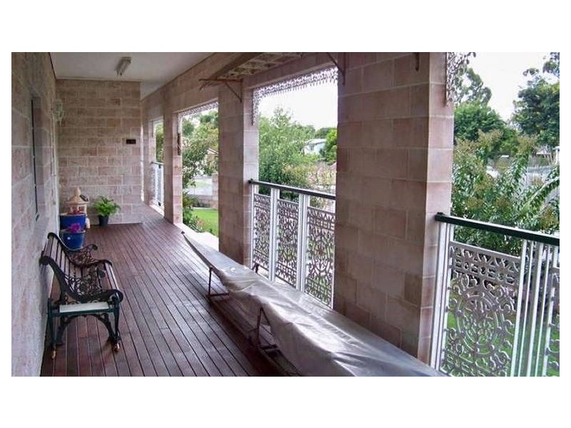 1 Margaret Close, Brighton QLD 4017