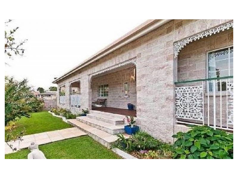 1 Margaret Close, Brighton QLD 4017