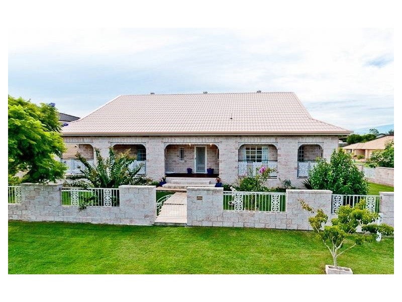 1 Margaret Close, Brighton QLD 4017