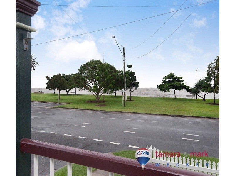 72 Flinders Parade, Sandgate QLD 4017