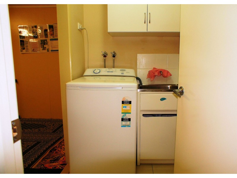 6/3 Spalding Cresent, Goodna QLD 4300