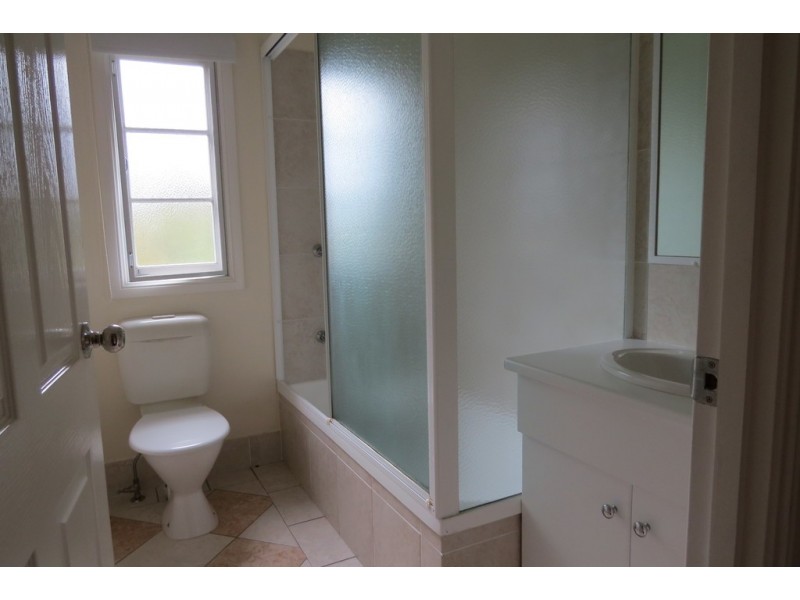 23 Barton Street, Sandgate QLD 4017