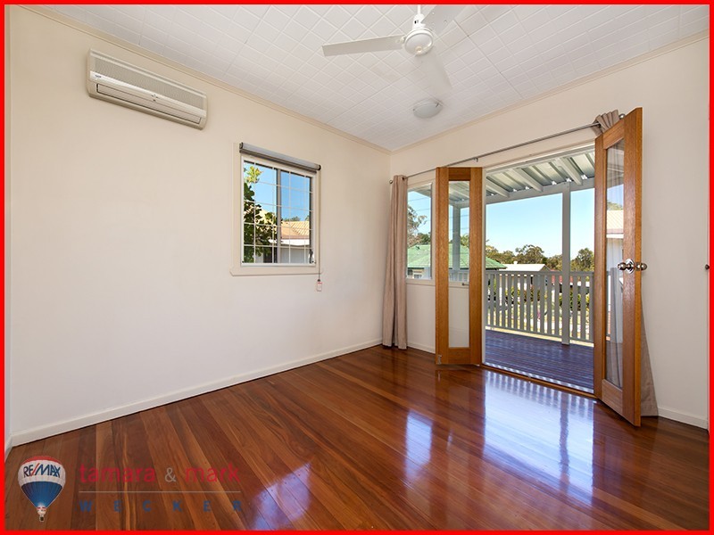 12 Kenbarry Street, Brighton QLD 4017