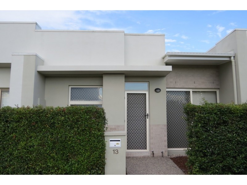 13 Daintree Park way, Fitzgibbon QLD 4018