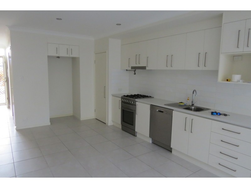 13 Daintree Park way, Fitzgibbon QLD 4018