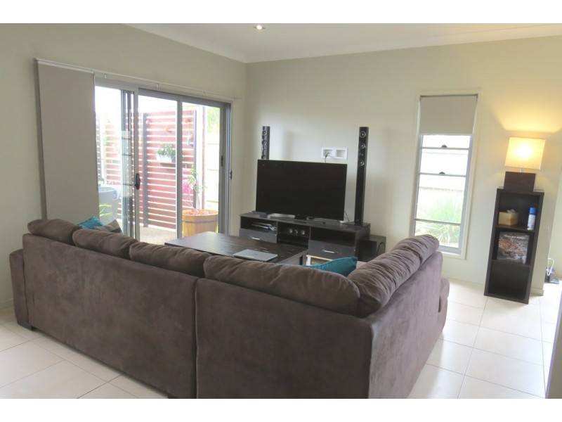 9/166 Speight Street, Brighton QLD 4017