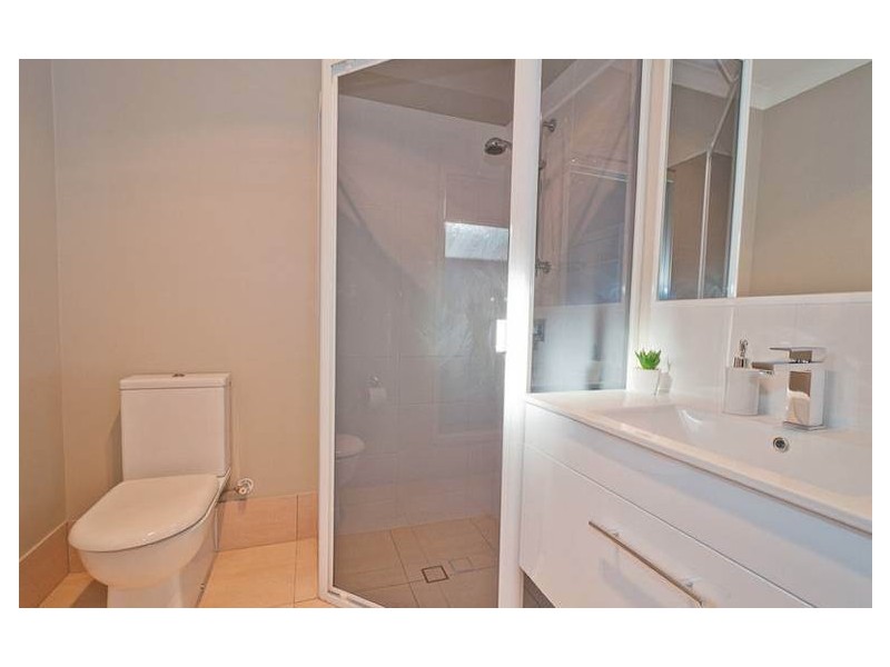 9/166 Speight Street, Brighton QLD 4017