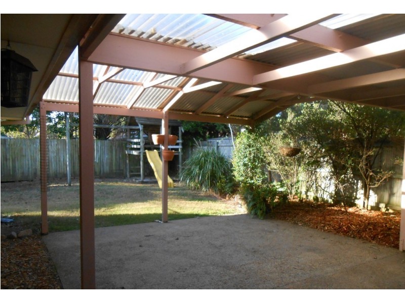 27 Range Avenue, Brighton QLD 4017