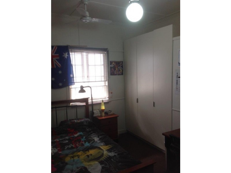 34 Prince Street, Brighton QLD 4017