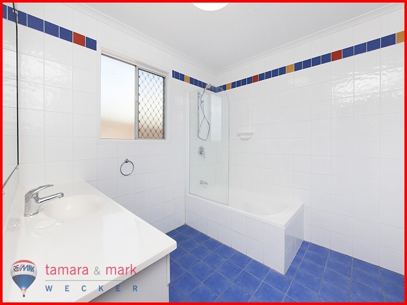 32 Norman Street, Deagon QLD 4017