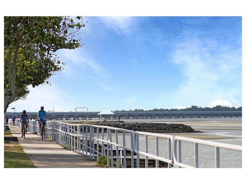 402 Flinders Parade, Brighton QLD 4017
