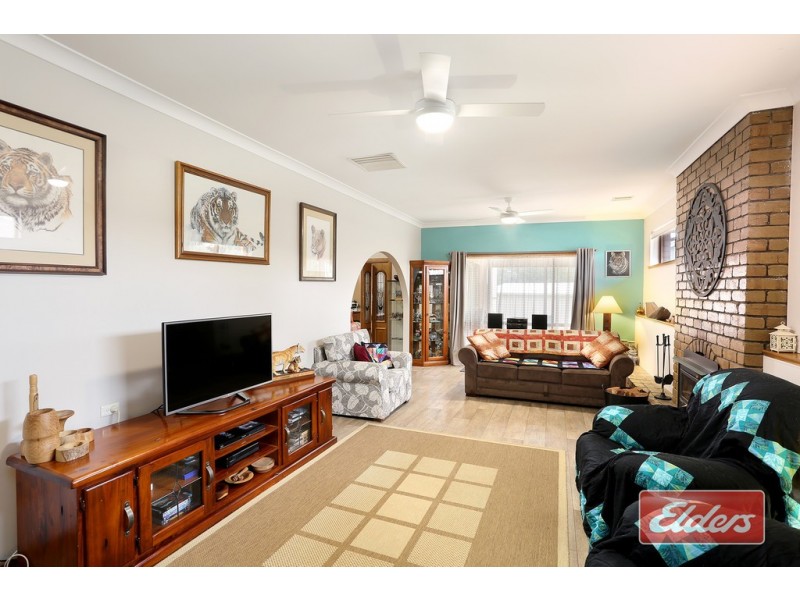 6 View Crescent, Evanston Park SA 5116