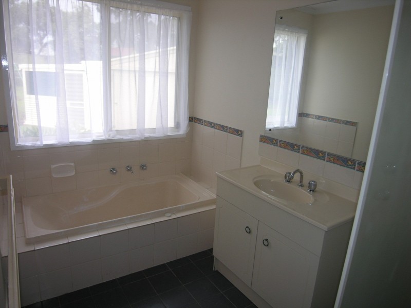 17 Church Street, Williamstown SA 5351