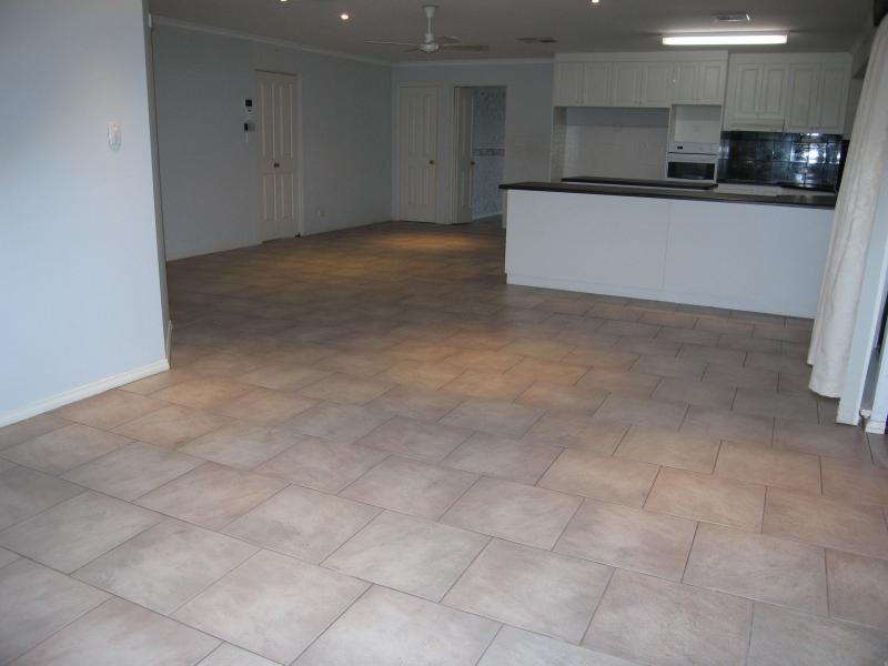 33 Goldfinch Way, Hewett SA 5118