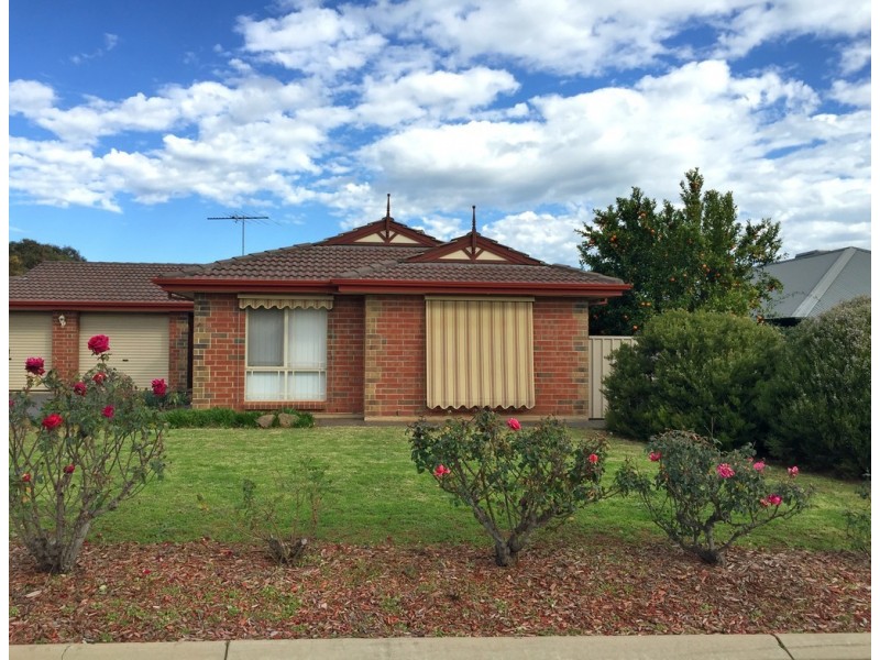 16 Thiele Crescent, Evanston Park SA 5116