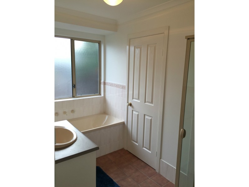 16 Thiele Crescent, Evanston Park SA 5116