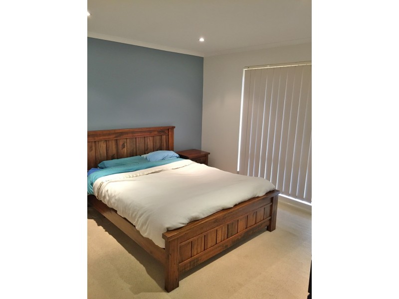 16 Thiele Crescent, Evanston Park SA 5116