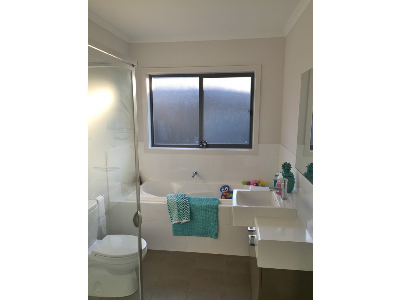 4 Pearce Road, Evanston Gardens SA 5116