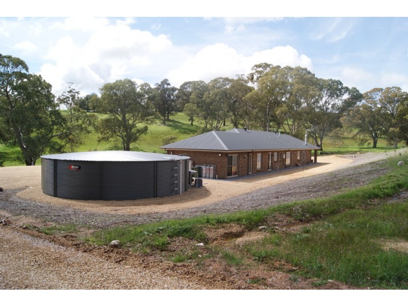 261 Woodlands Road, Cockatoo Valley SA 5351