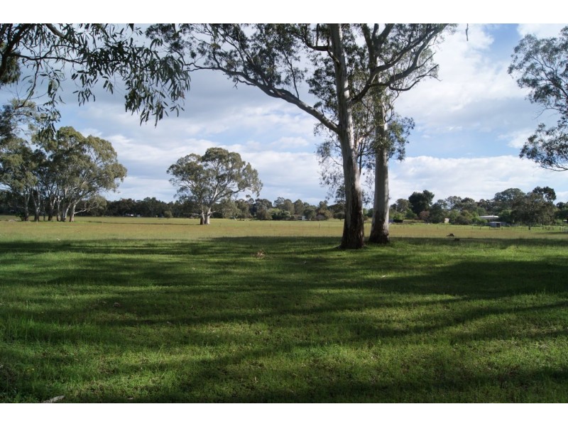 Lot 102 Williamstown Road, Cockatoo Valley SA 5351