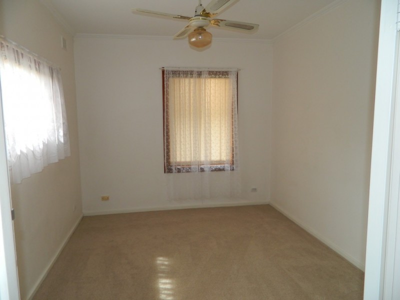 9 Bloomfield Crescent, Elizabeth Downs SA 5113