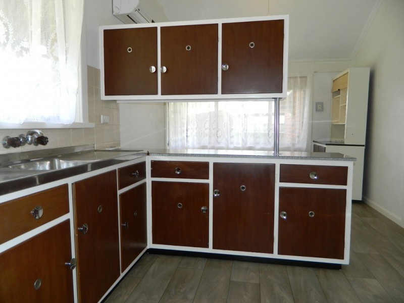 9 Bloomfield Crescent, Elizabeth Downs SA 5113