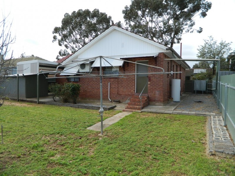 9 Bloomfield Crescent, Elizabeth Downs SA 5113