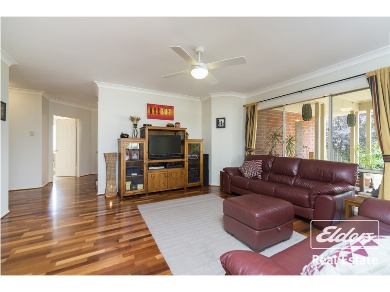 2 Creedon Close, Evanston Park SA 5116